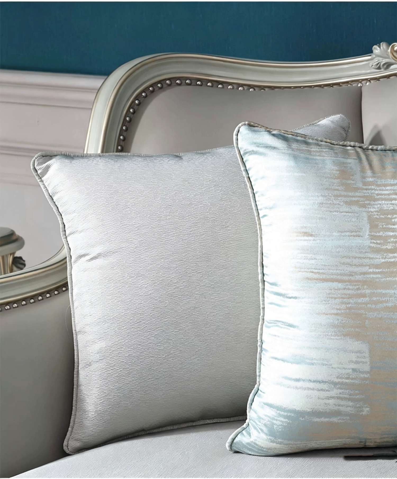 Evelienne French Sofa