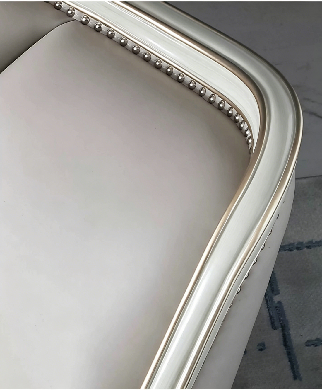 Evelienne French Sofa